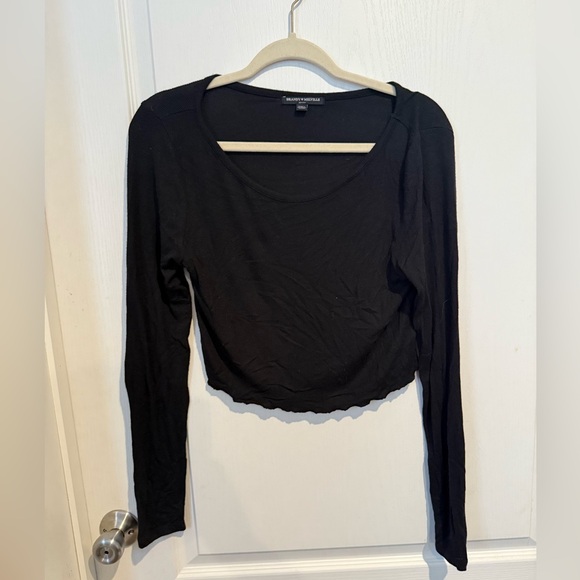 Brandy Melville Black Long Sleeve Tee - Picture 1 of 4